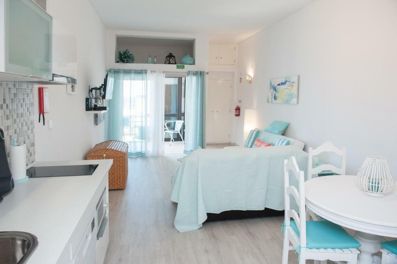 Apartamento Do Atlantico เซซิมบรา ภายนอก รูปภาพ